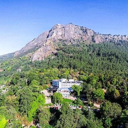 Sterling Munnar Hotel Exterior photo