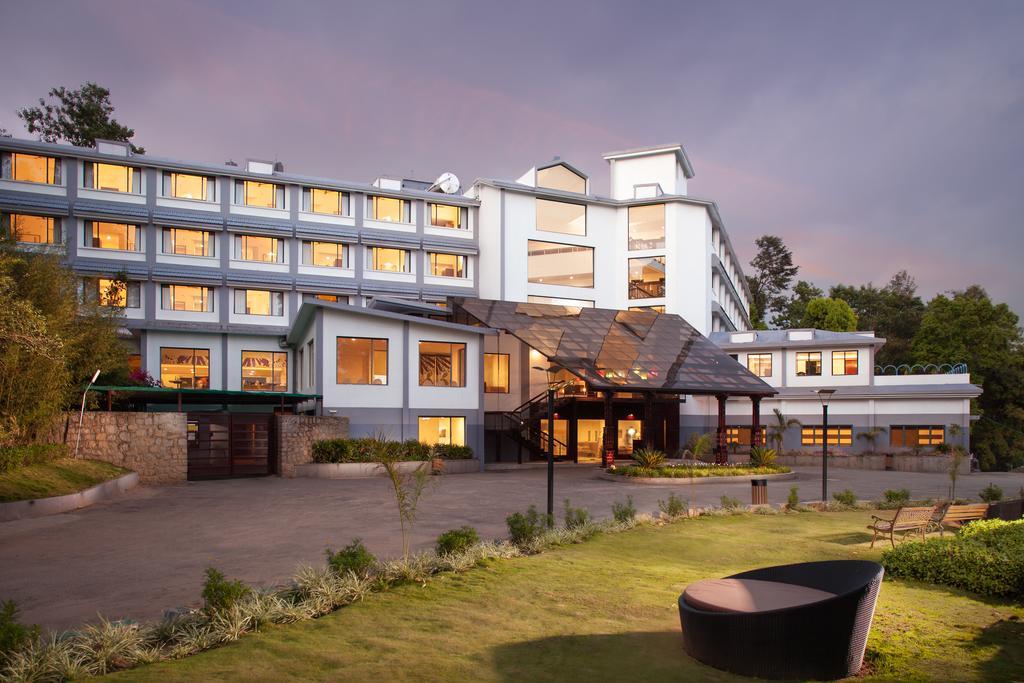 Sterling Munnar Hotel Exterior photo