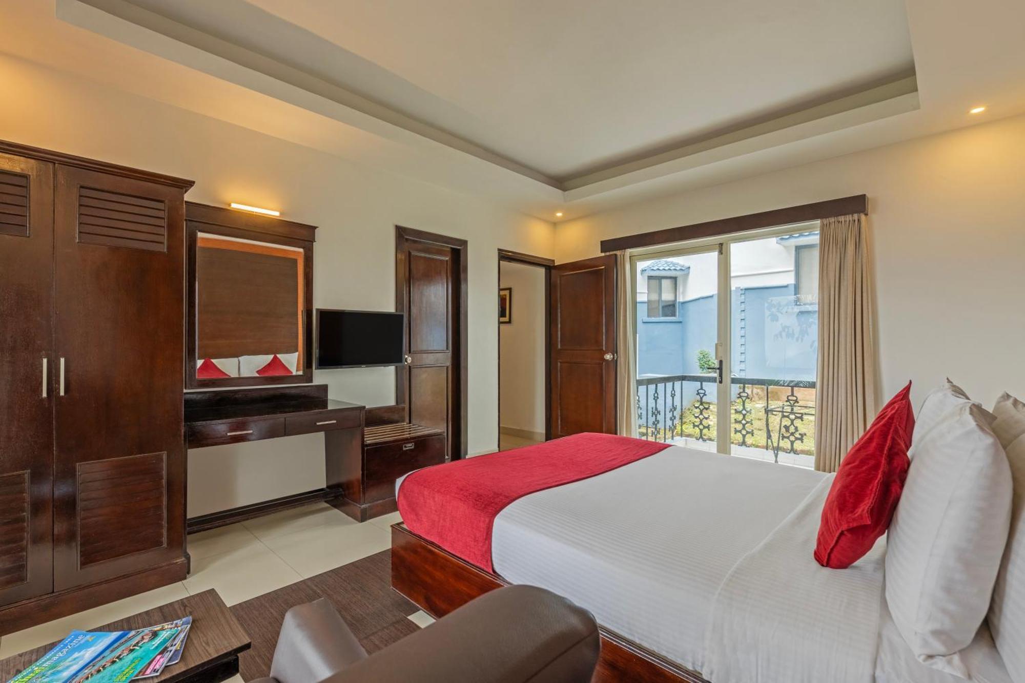 Sterling Munnar Hotel Exterior photo