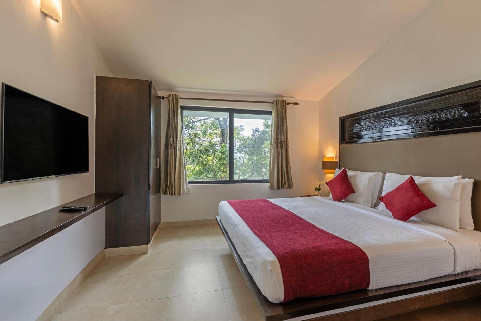 Sterling Munnar Hotel Exterior photo
