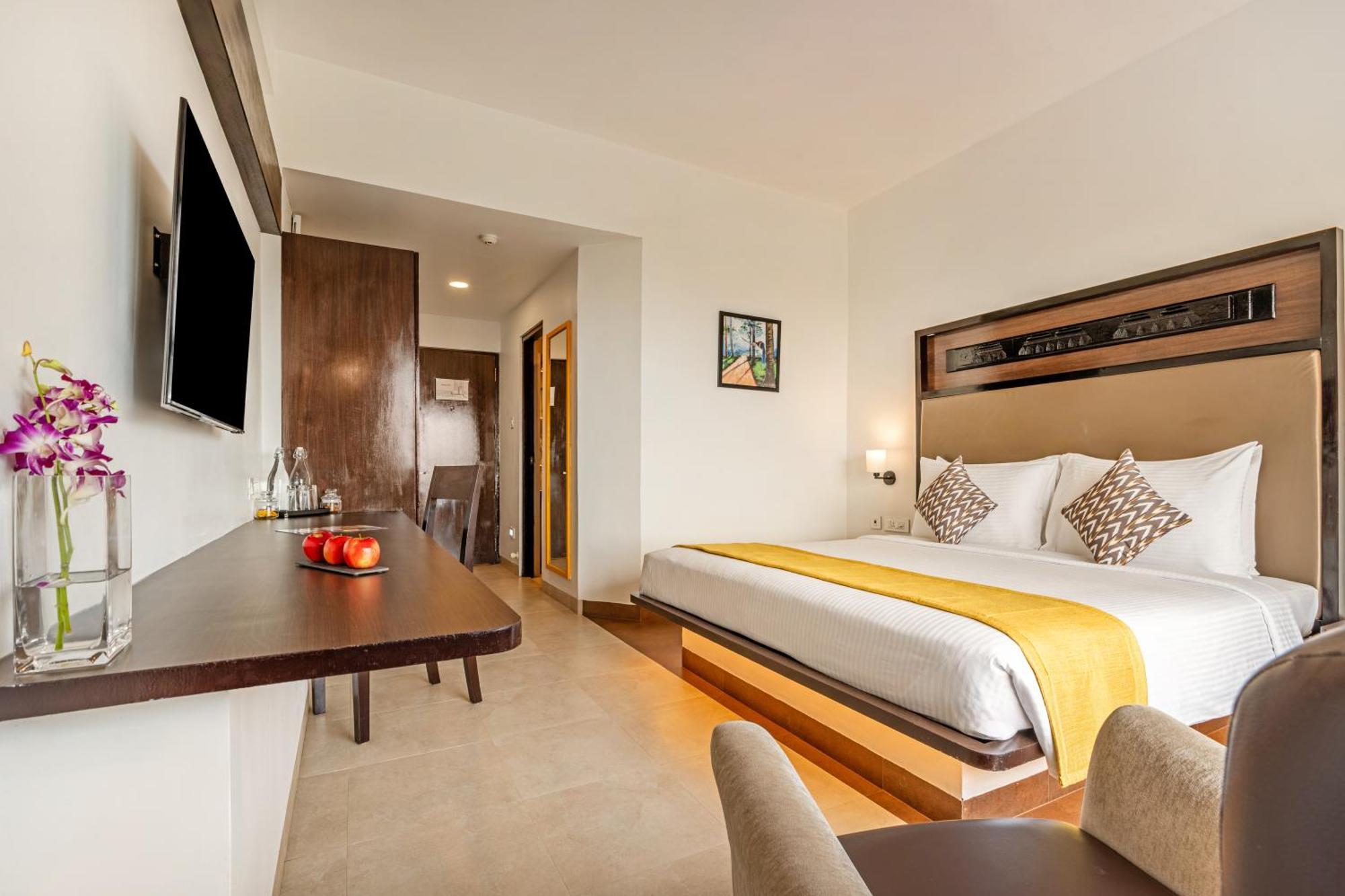 Sterling Munnar Hotel Exterior photo
