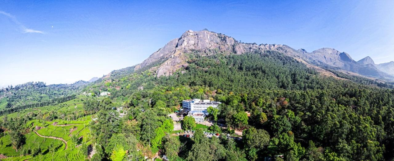 Sterling Munnar Hotel Exterior photo